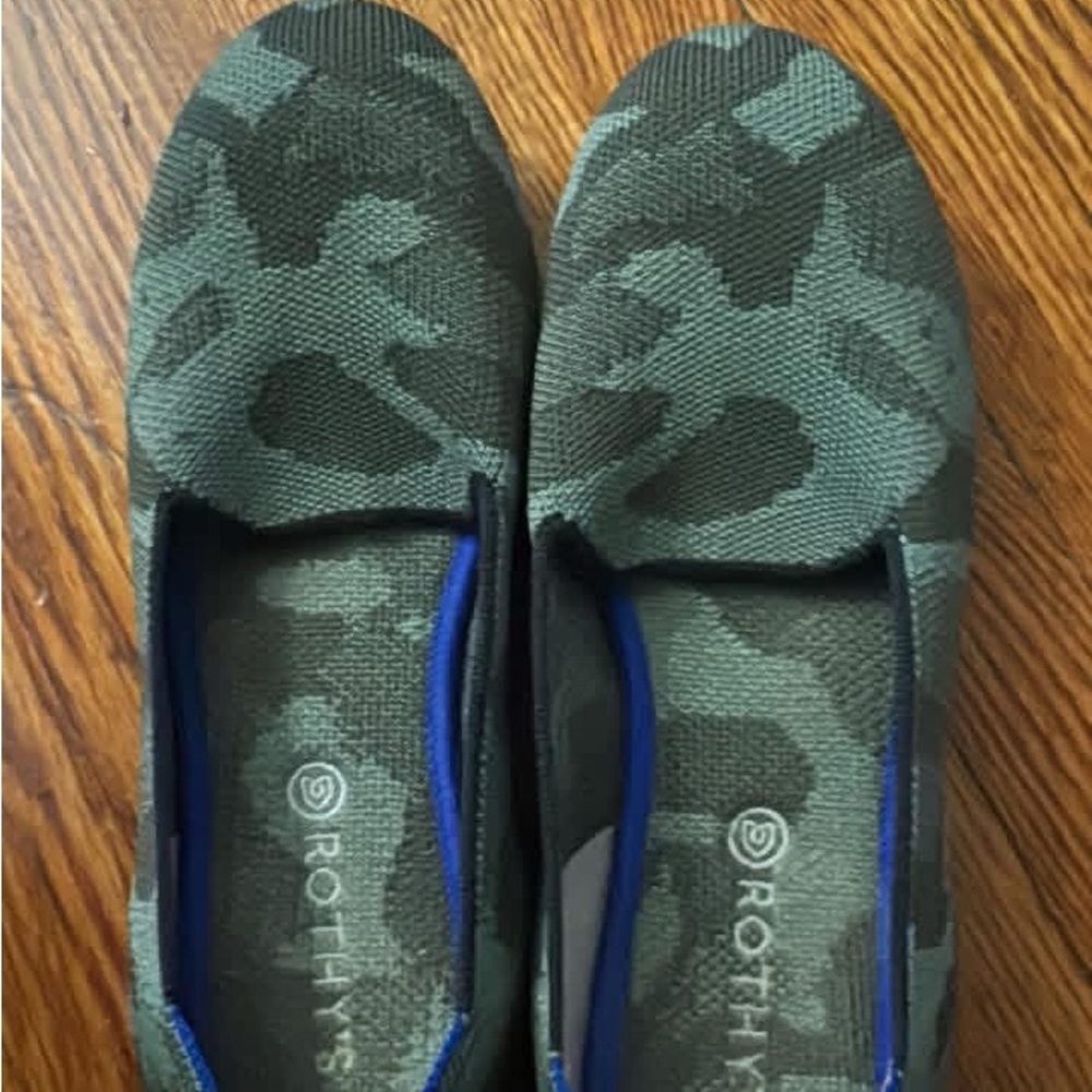 Rothy's Green Camo Flats (Size 4 kids fits like a Women’s 5.5)